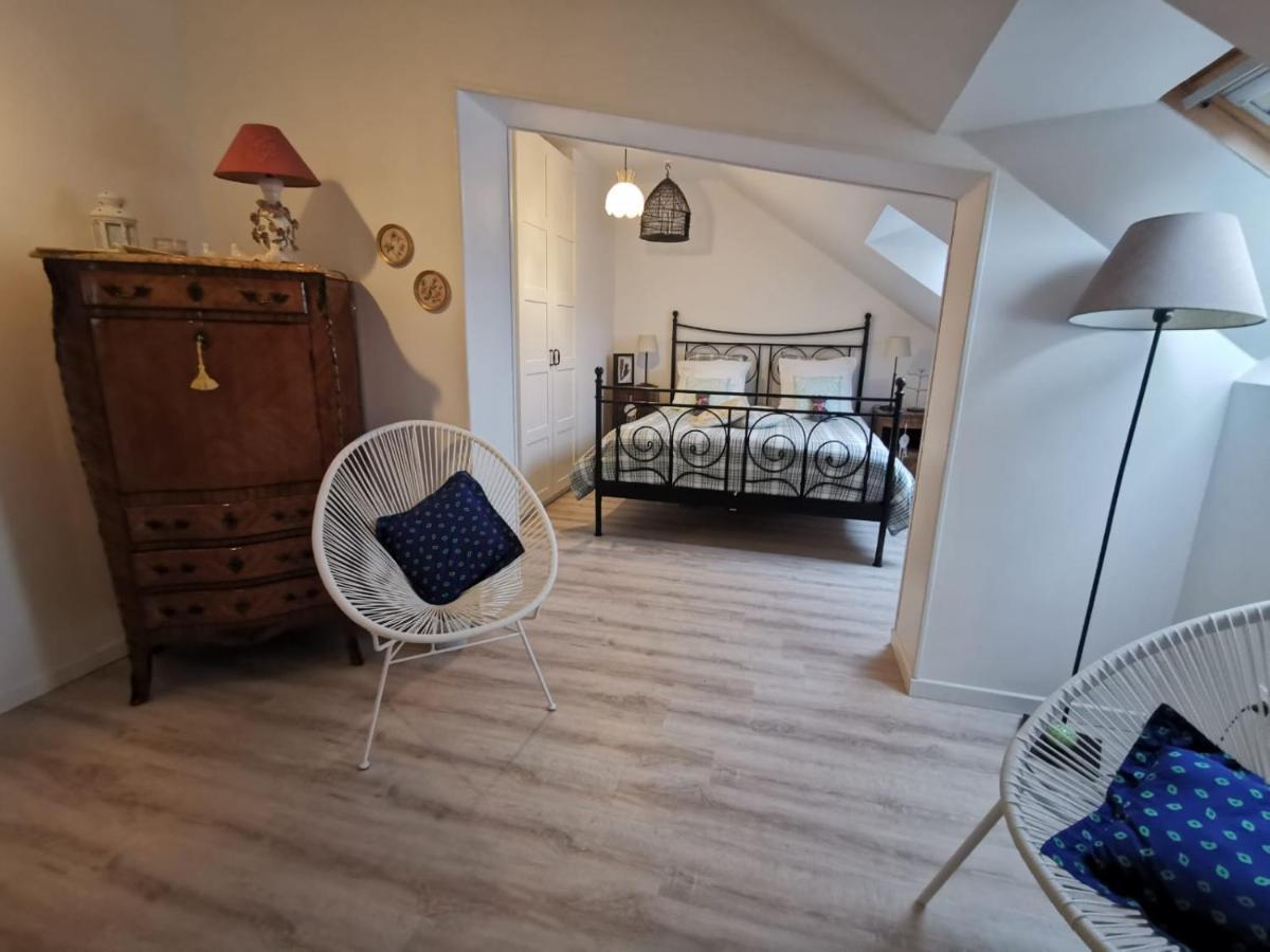 Les Chambres De Capucine Carcagny Eksteriør billede